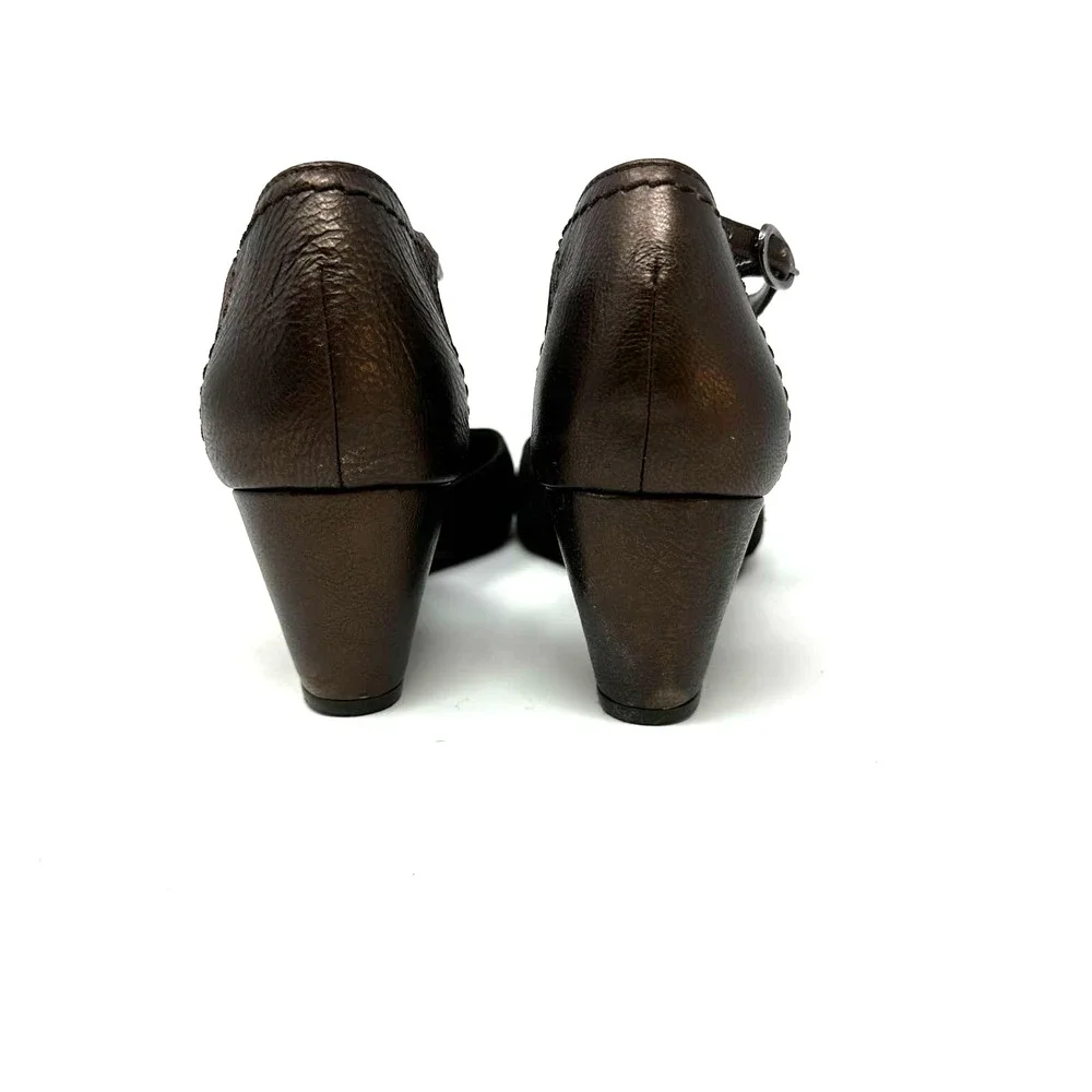 Donald J. Pliner size 6.5 M Couture France‎ made in Italy leather suede wedges